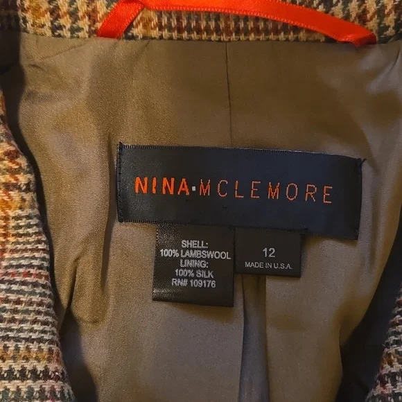Nina Mclemore wool brown jacket and skirt,size 12. Used. Looks new.